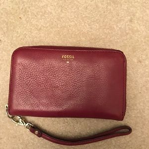 Fossil wristlet wallet